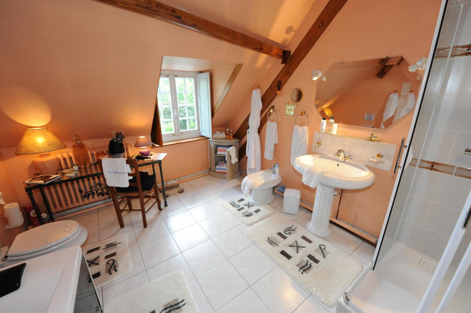 Chambres D'Hotes La Bergerie De L'Aqueduc Houx Phòng bức ảnh